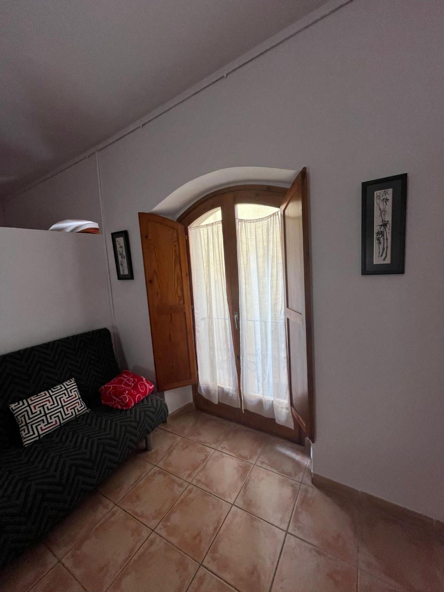 Apartament Can Mingu 1Er Pis Besalú Exterior foto